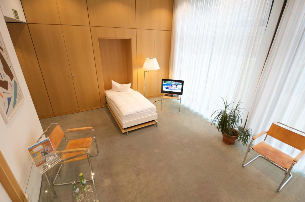 Hotel City-west By Ihg