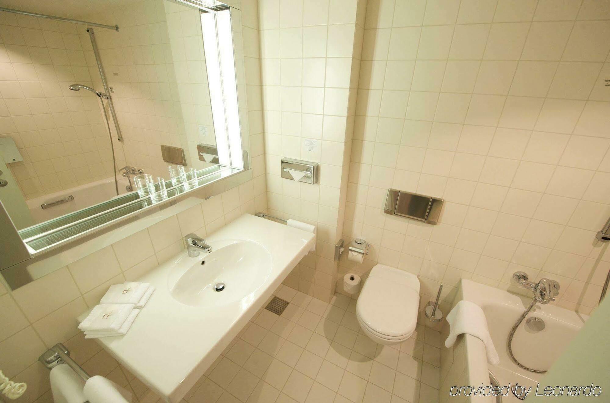 Hotel City-west By Ihg Berlijn